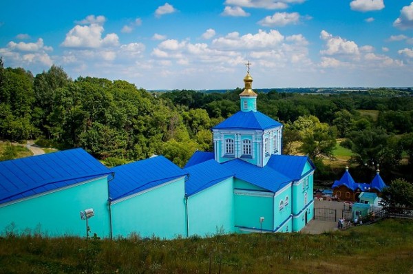 Храм Божий. Курская Коренная пустынь